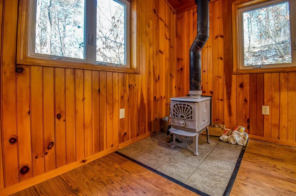 48 Independence Drive Freedom NH 03836