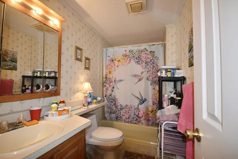 33 Amherst Court Laconia NH 03246