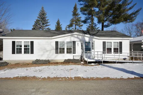 33 Amherst Court Laconia NH 03246