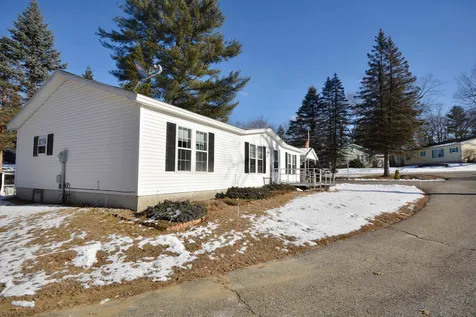 33 Amherst Court Laconia NH 03246
