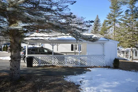 33 Amherst Court Laconia NH 03246