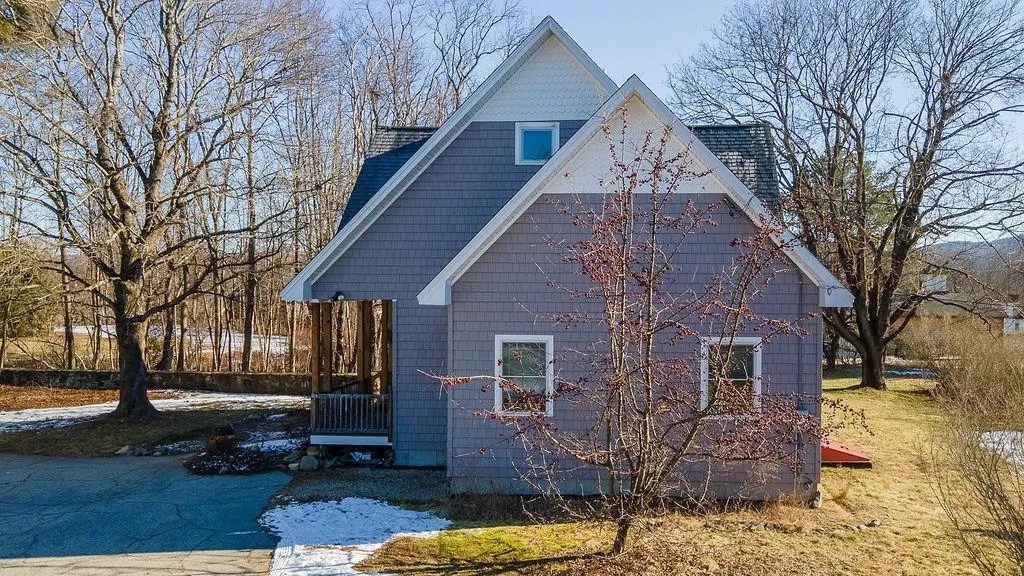 9 Shackford Court Pittsfield NH 03263