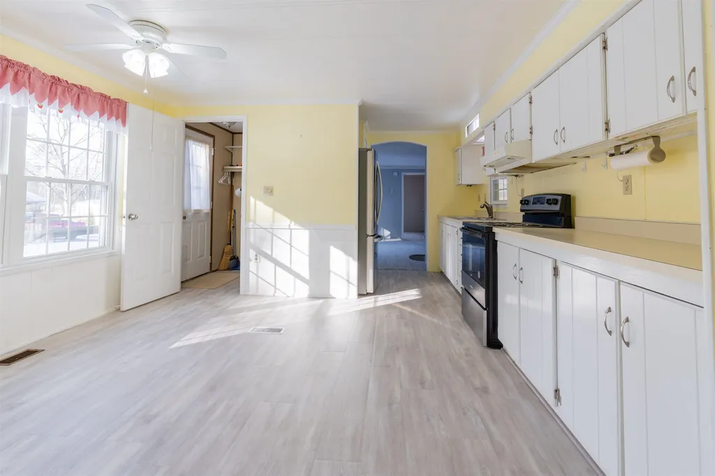 42 Gooseberry Circle Rochester NH 03867