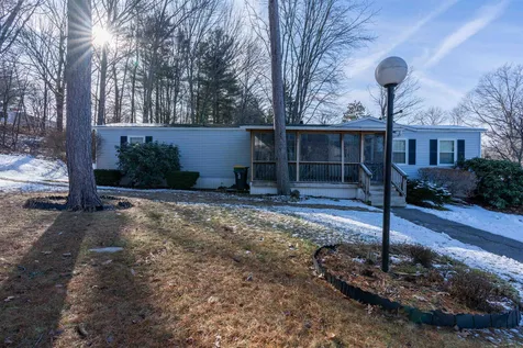 42 Gooseberry Circle Rochester NH 03867