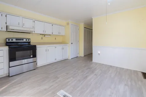 42 Gooseberry Circle Rochester NH 03867