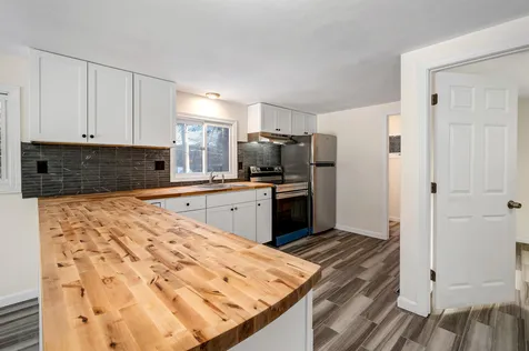 42 Valley Road Tuftonboro NH 03816