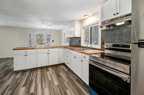 42 Valley Road Tuftonboro NH 03816