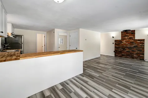 42 Valley Road Tuftonboro NH 03816