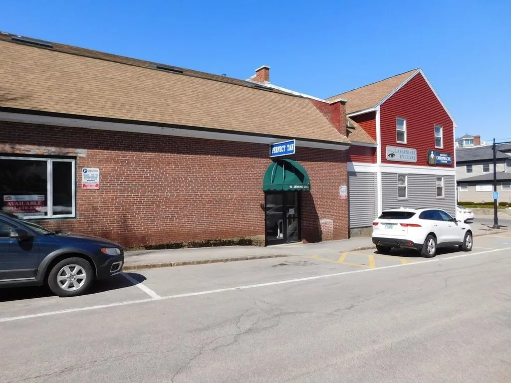 13 Jenkins Court Durham NH 03824