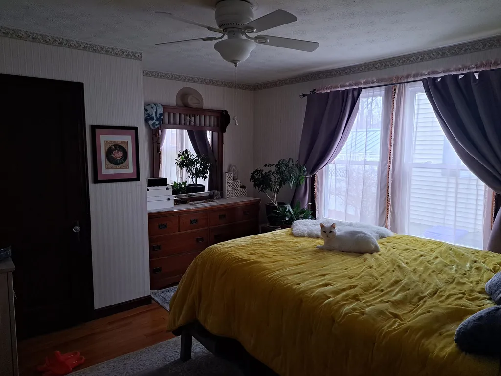885 Hayward Street Manchester NH 03103