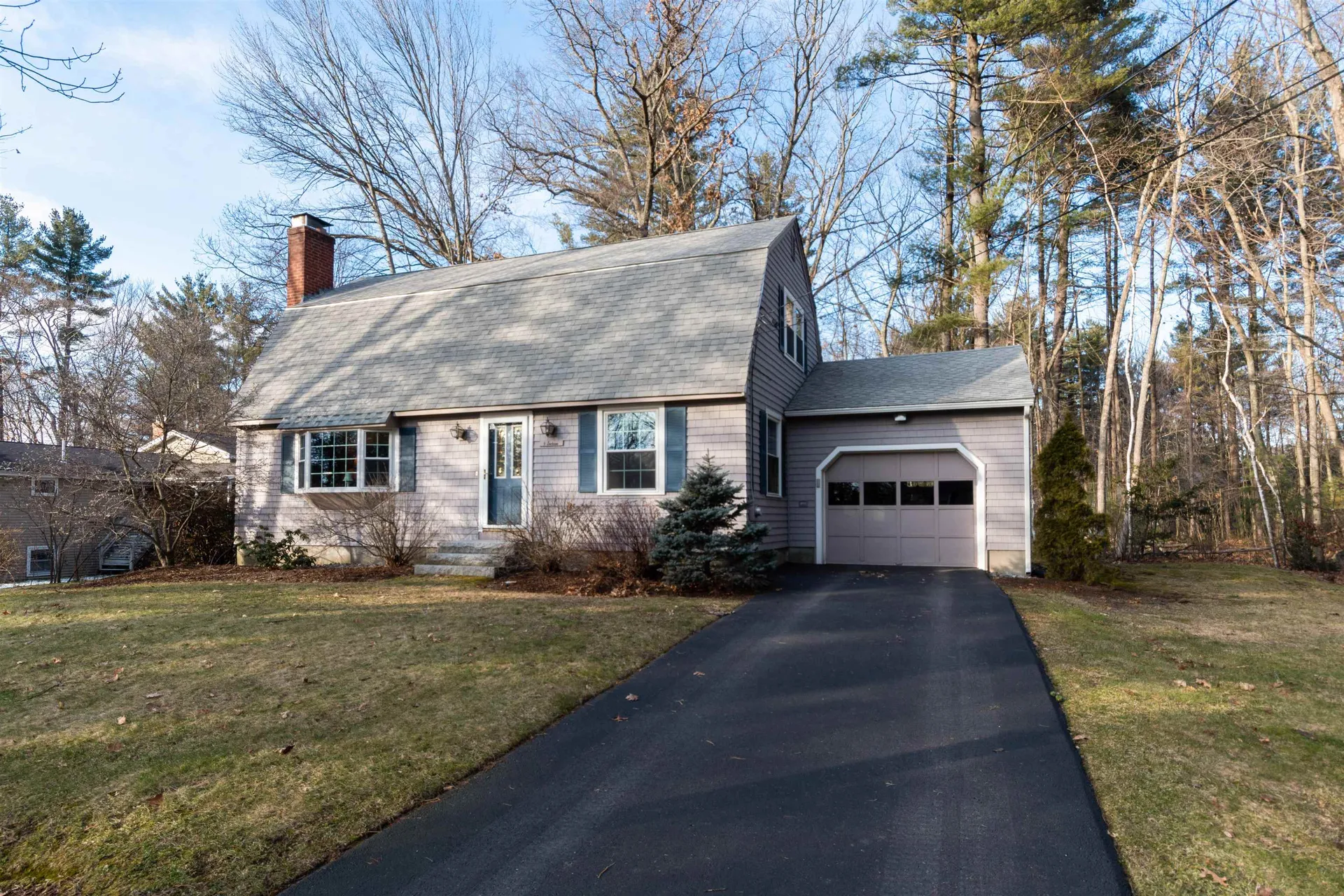 9 Jackson Drive Hooksett NH 03106