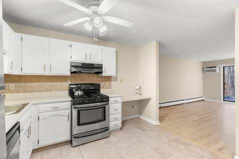 1311 Hanover Street Manchester NH 03104