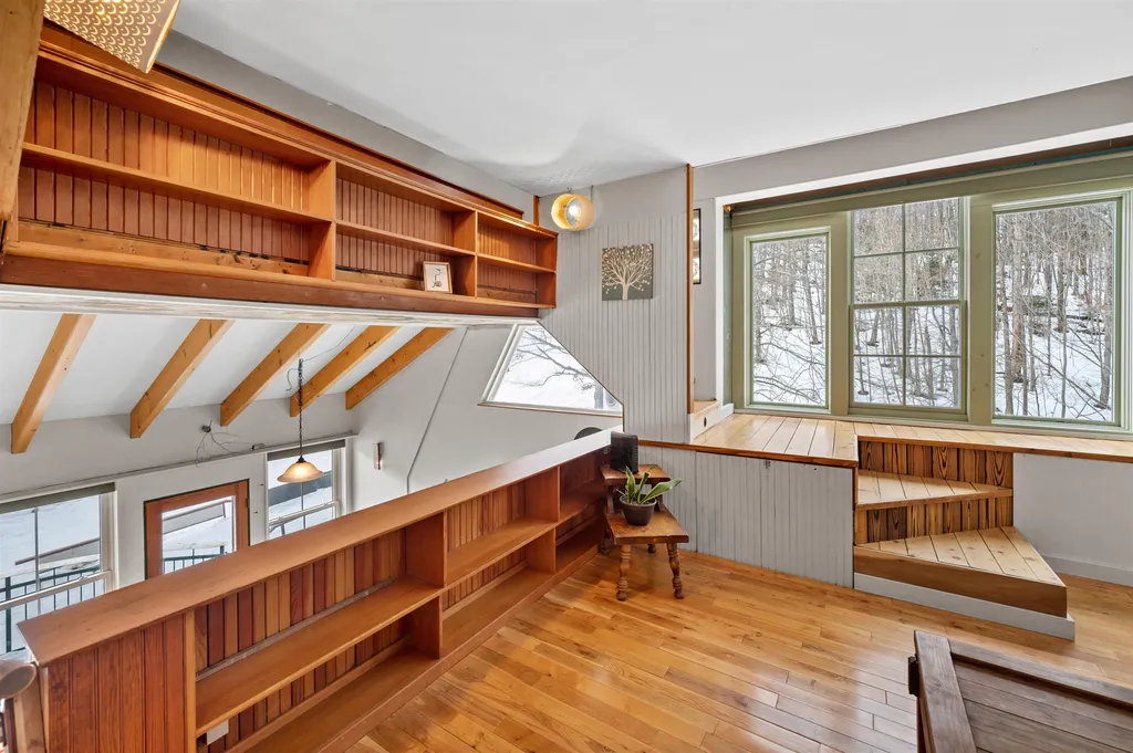 16 Dimetro Road Warren VT 05674