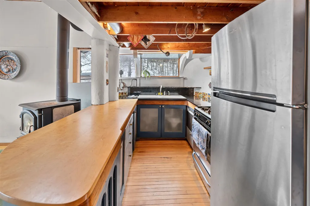 16 Dimetro Road Warren VT 05674