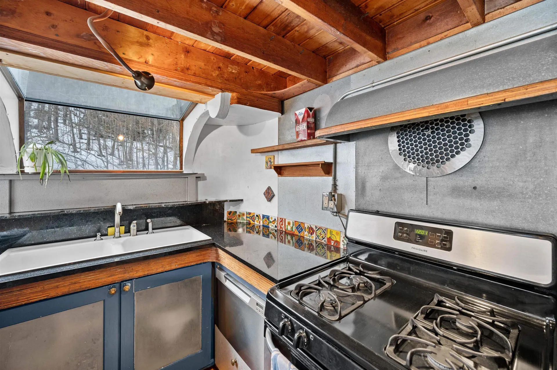 16 Dimetro Road Warren VT 05674