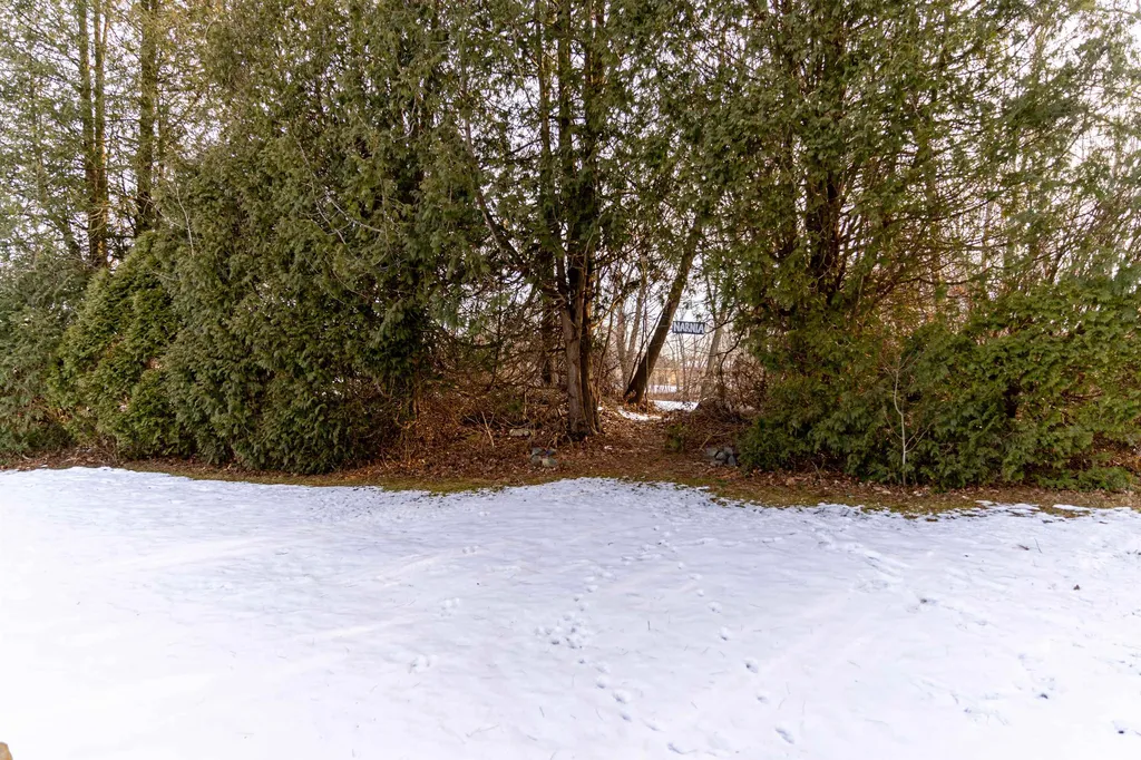 25 Applevale Drive Dover NH 03820