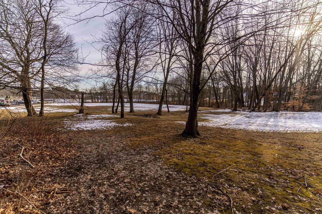 25 Applevale Drive Dover NH 03820
