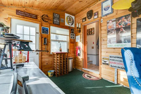 25 Applevale Drive Dover NH 03820