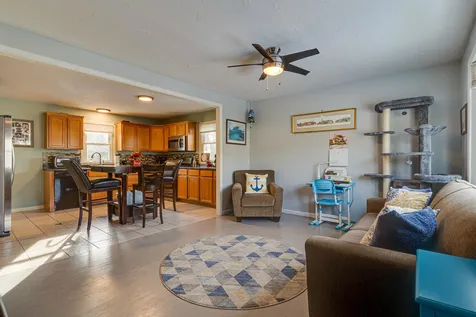 25 Applevale Drive Dover NH 03820