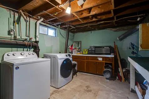 25 Applevale Drive Dover NH 03820