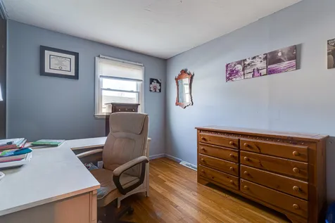25 Applevale Drive Dover NH 03820