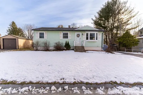25 Applevale Drive Dover NH 03820