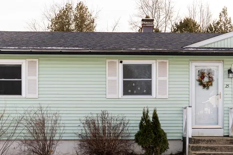 25 Applevale Drive Dover NH 03820