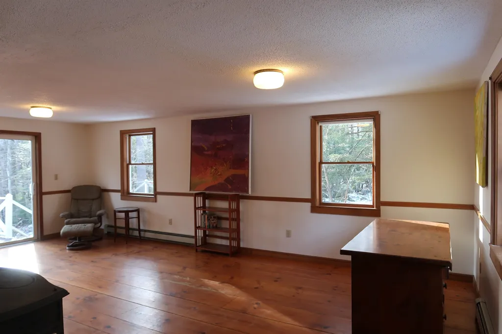 97 Cooper Road Hebron NH 03241