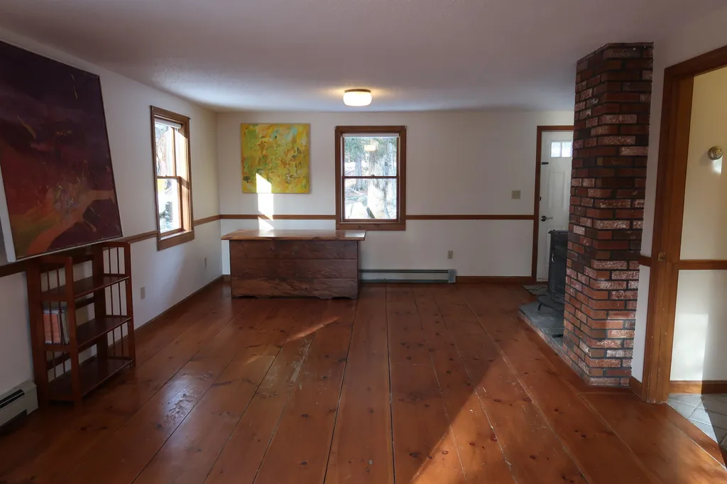 97 Cooper Road Hebron NH 03241