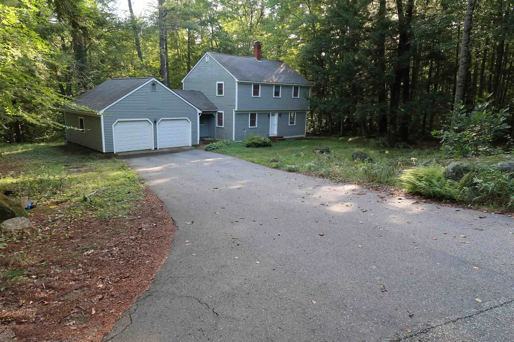 97 Cooper Road Hebron NH 03241