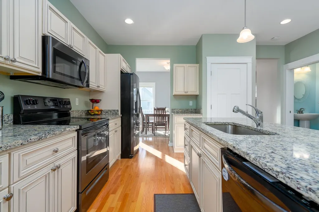 19 Pierce Drive Rochester NH 03867