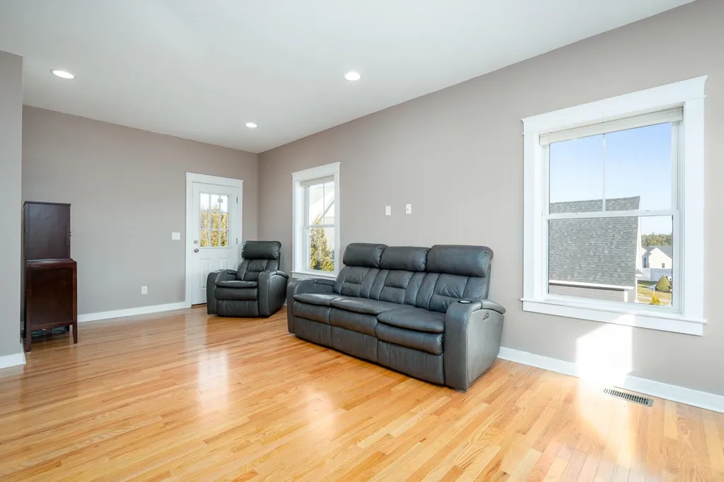 19 Pierce Drive Rochester NH 03867