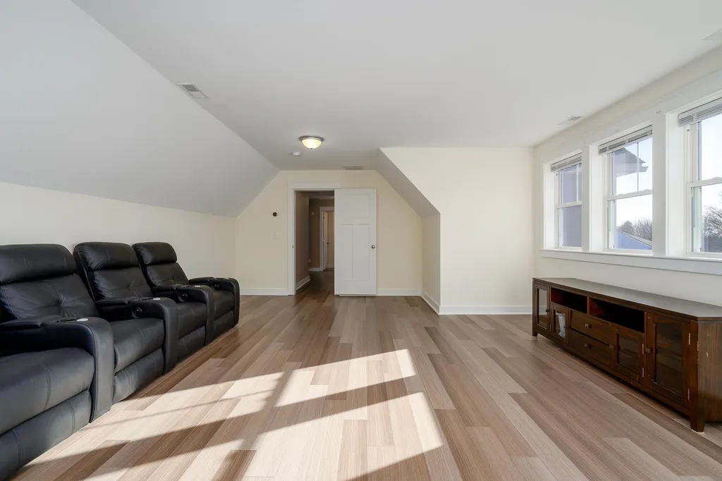 19 Pierce Drive Rochester NH 03867