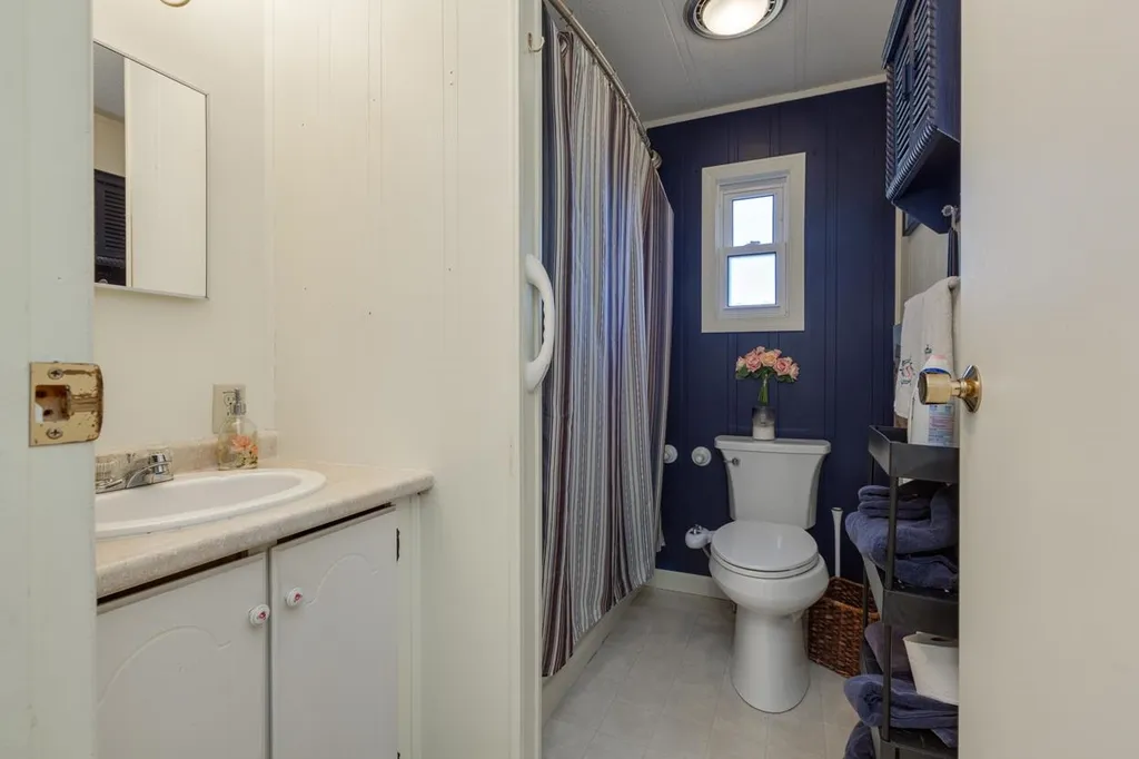 66 Fairfield Drive Concord NH 03301