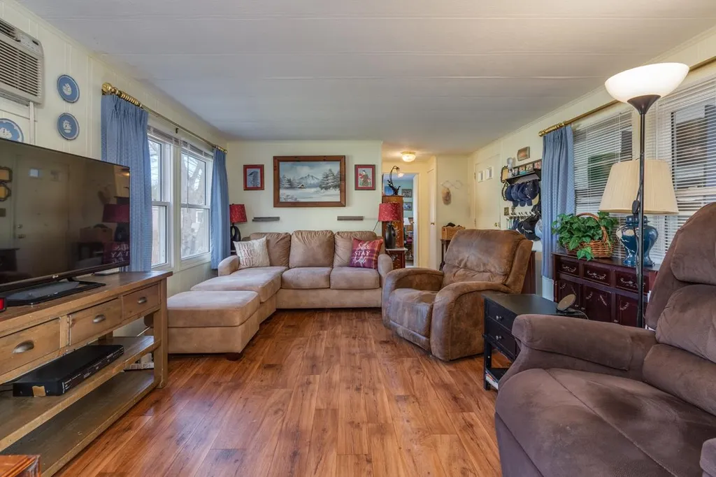 66 Fairfield Drive Concord NH 03301