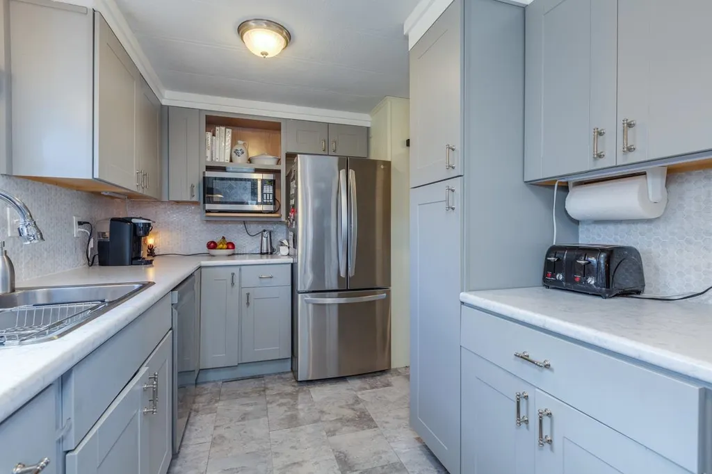 66 Fairfield Drive Concord NH 03301