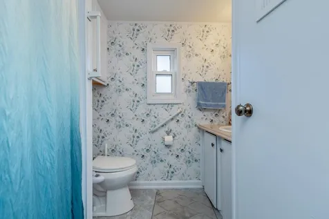66 Fairfield Drive Concord NH 03301