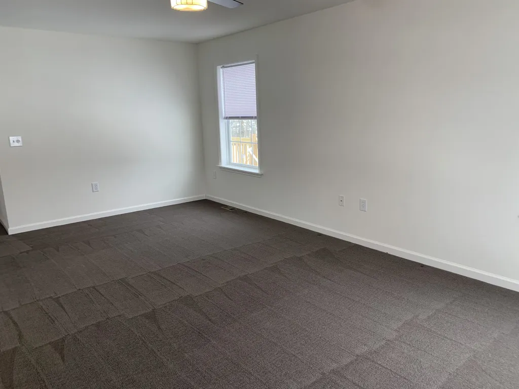 1 Outlook Lane Rochester NH 03867