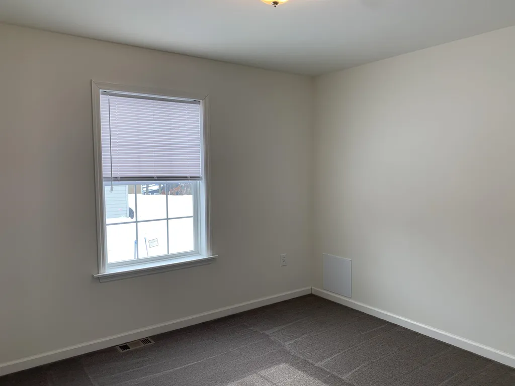 1 Outlook Lane Rochester NH 03867
