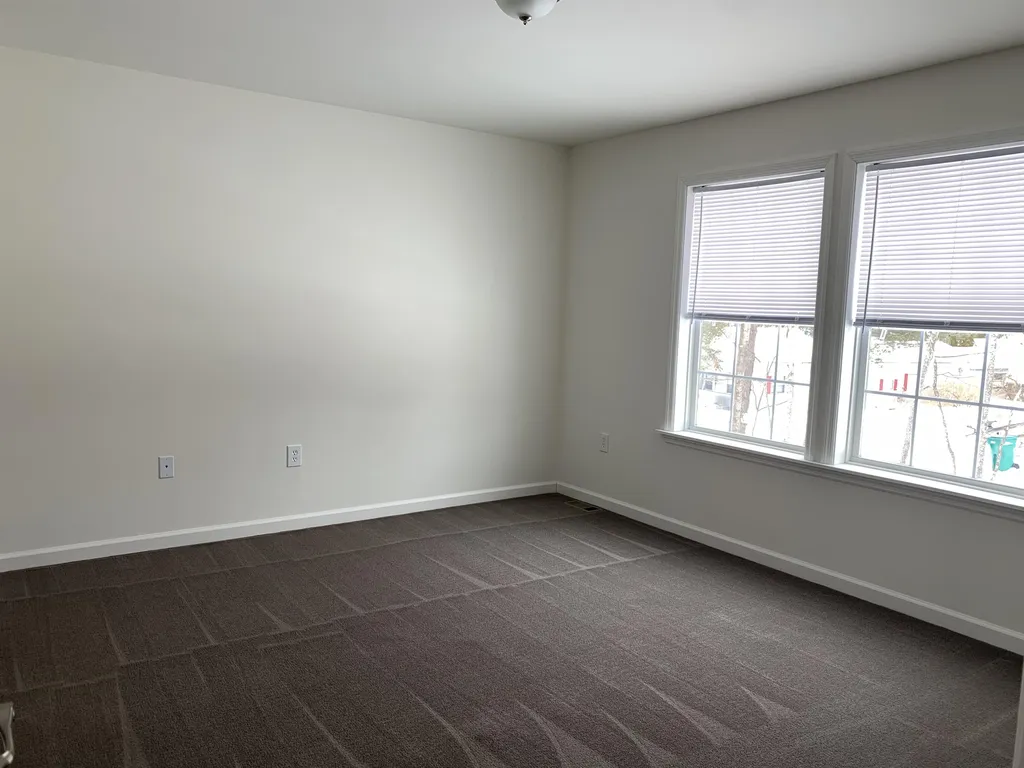 1 Outlook Lane Rochester NH 03867