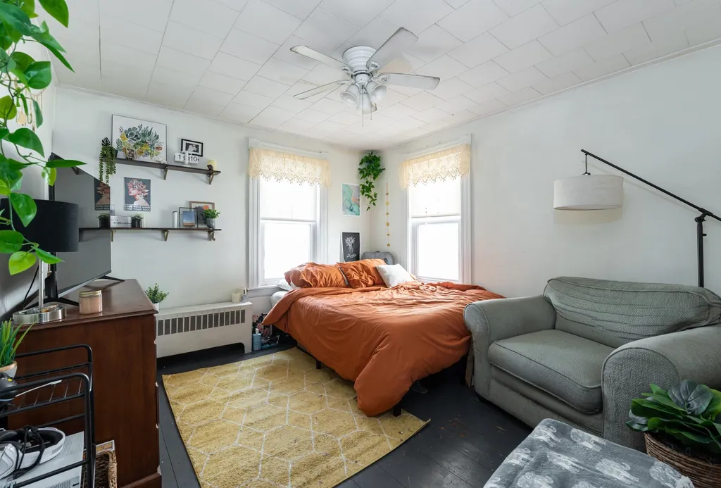 235 Cedar Street Manchester NH 03103