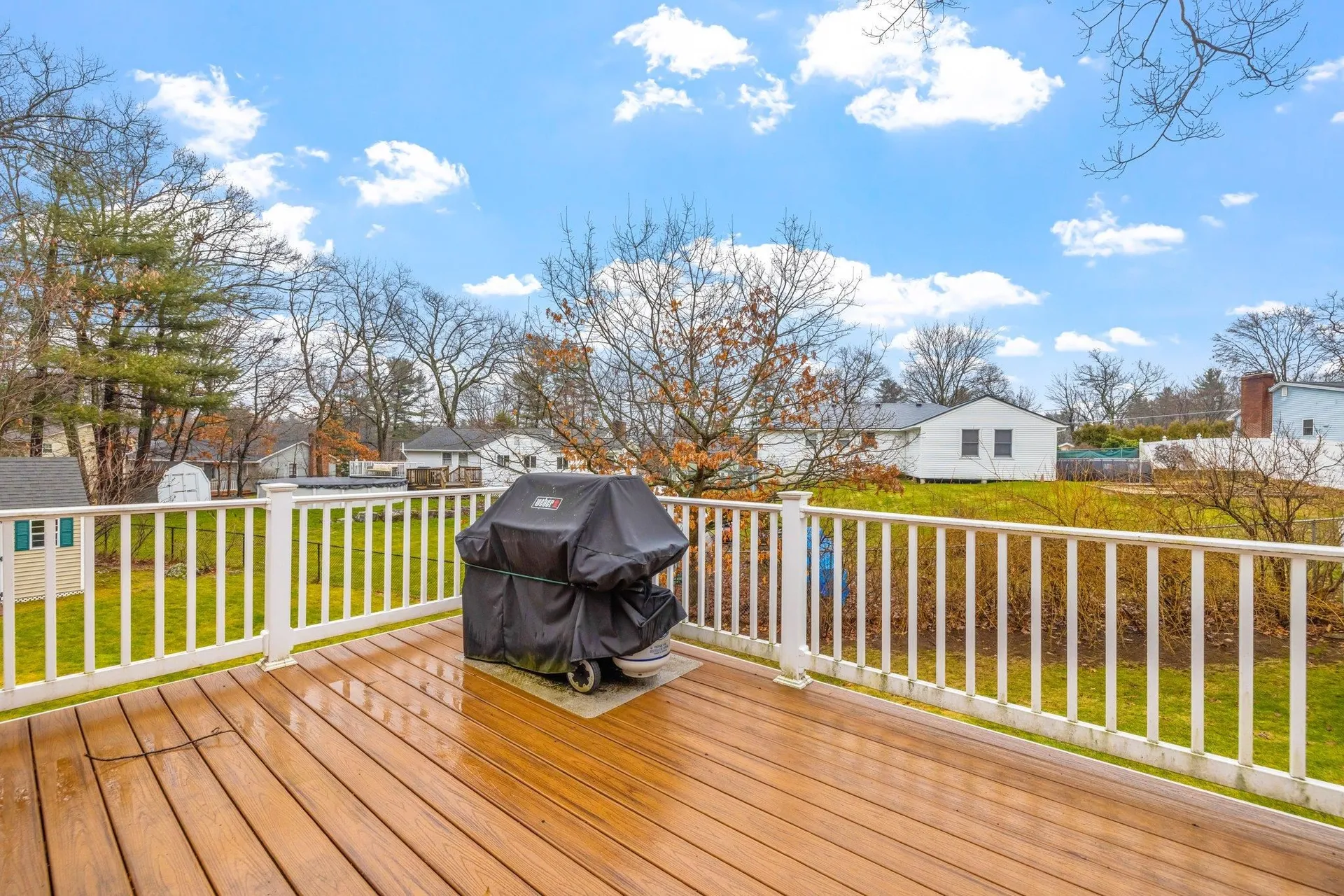 19 Custom Street Nashua NH 03062