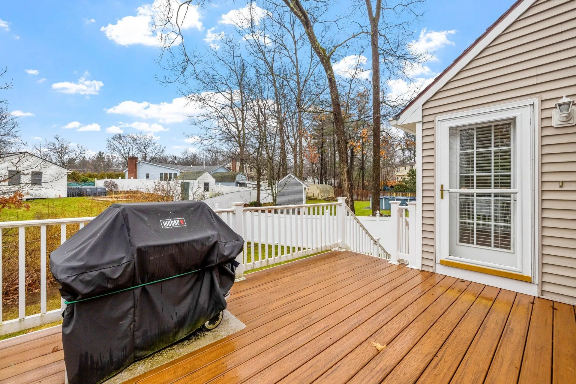 19 Custom Street Nashua NH 03062