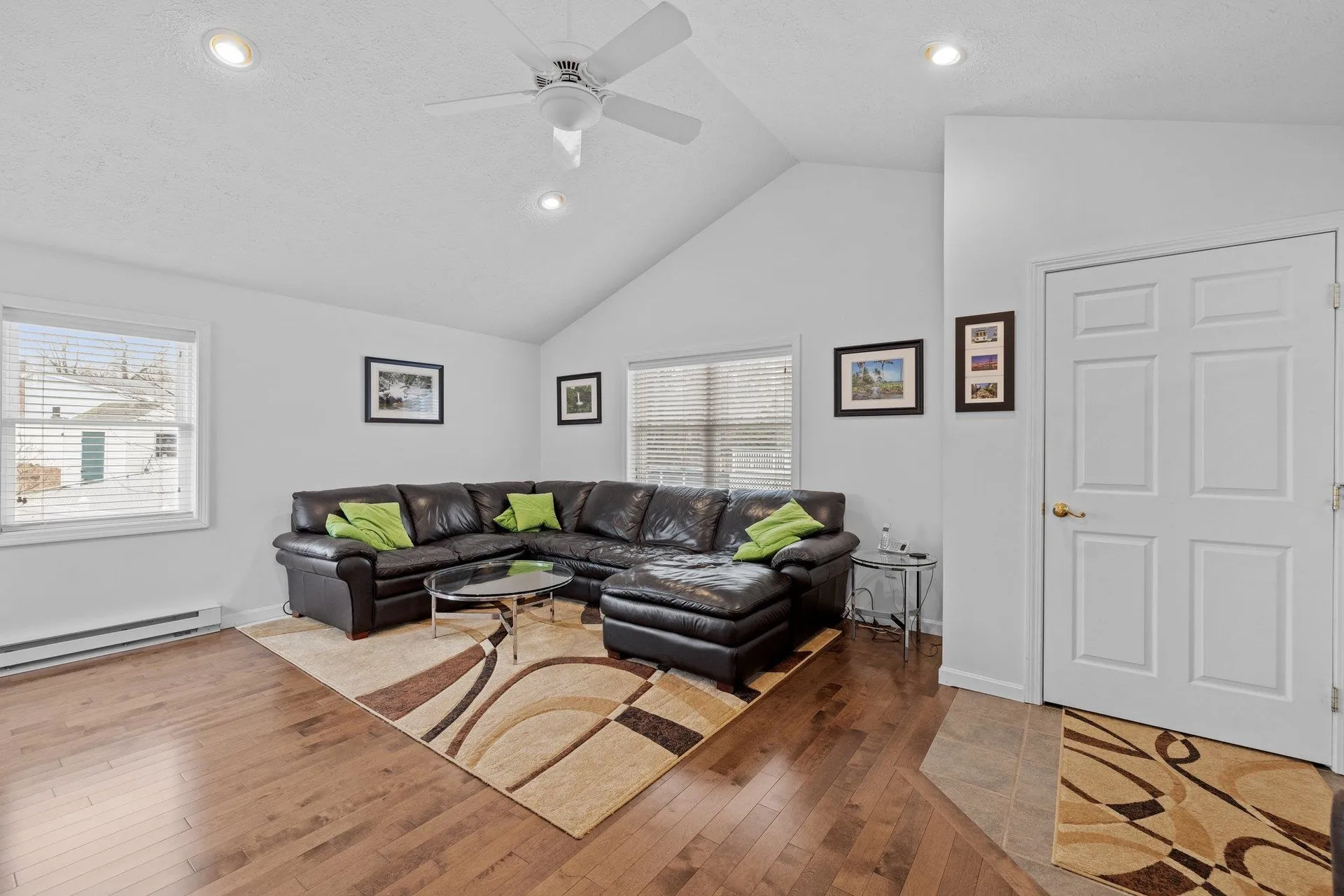 19 Custom Street Nashua NH 03062