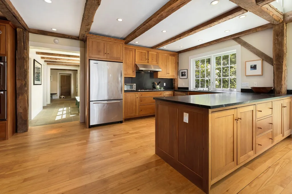 128 Orfordville Road Lyme NH 03768