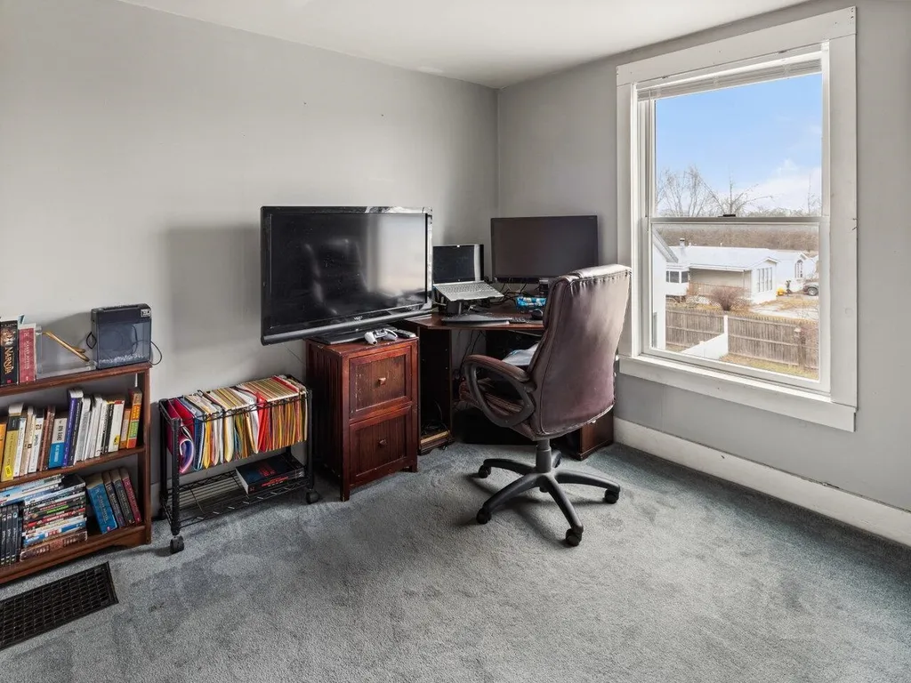 110 Panton Road Vergennes VT 05491