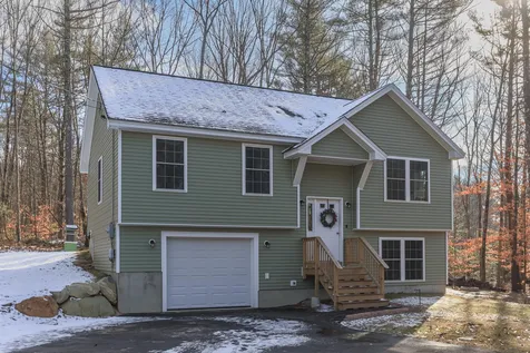 113 Twin Bridge Road Weare NH 03281
