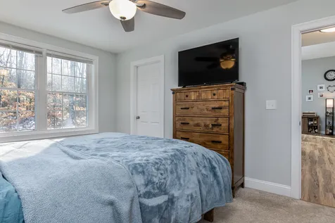 113 Twin Bridge Road Weare NH 03281