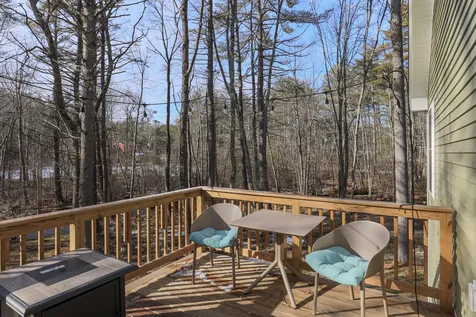 113 Twin Bridge Road Weare NH 03281
