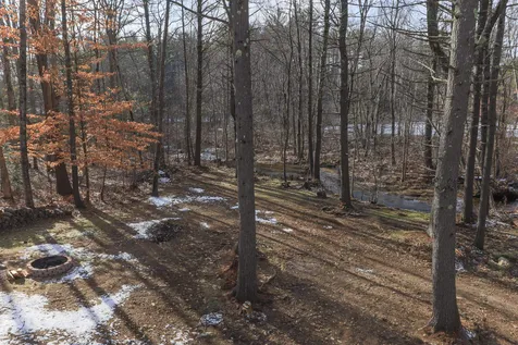 113 Twin Bridge Road Weare NH 03281